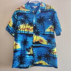 Evergreen Island Vintage Hawaiian Button-up - Large